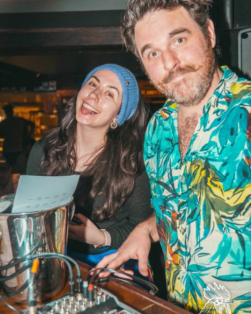 Rock N Roll Bingo host Tibor. Weekly quiz fun at la taverne bar & restaurant meribel